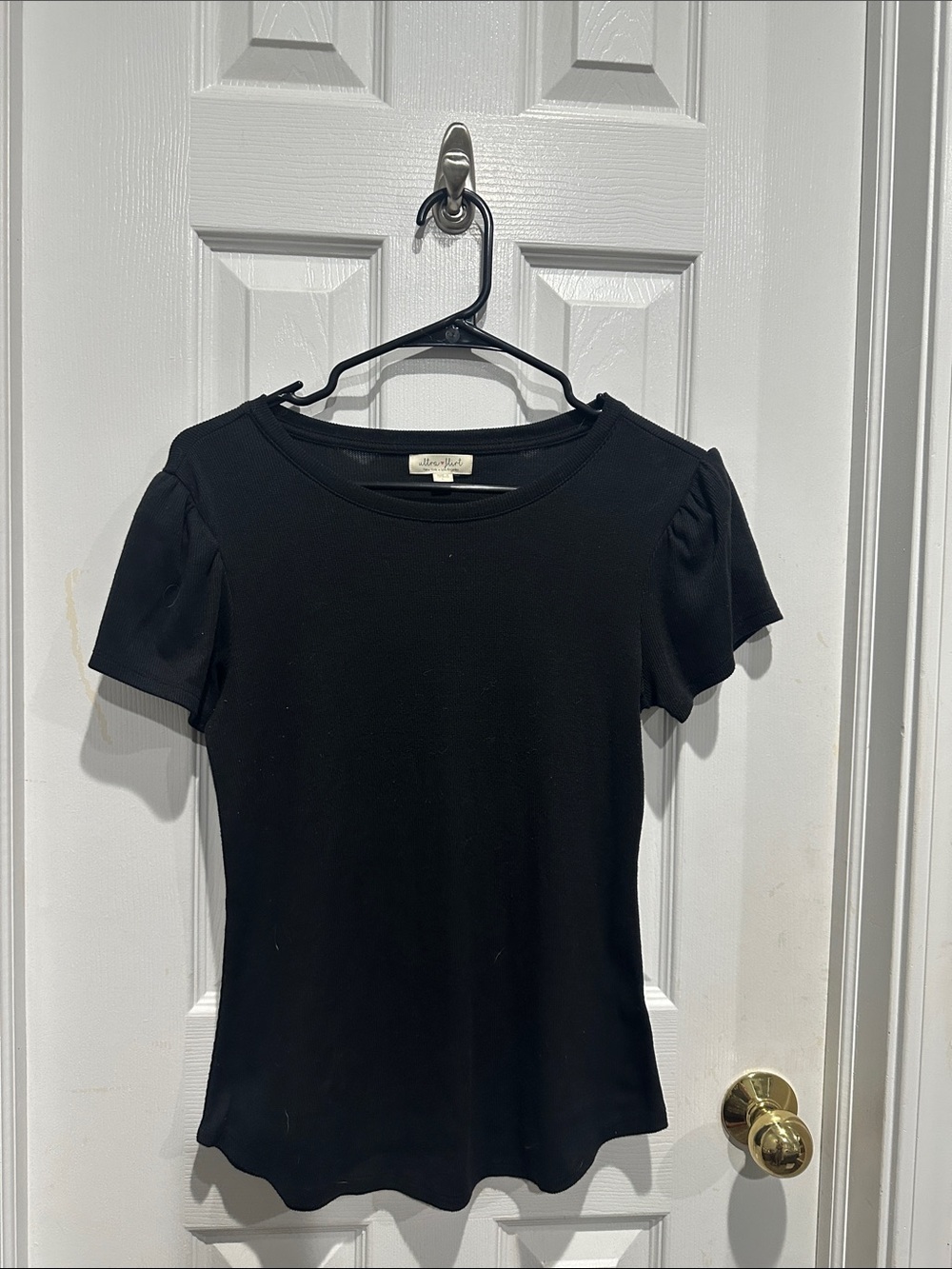 Ultra Flirt Black Short Sleeve Puff Shoulder Tee